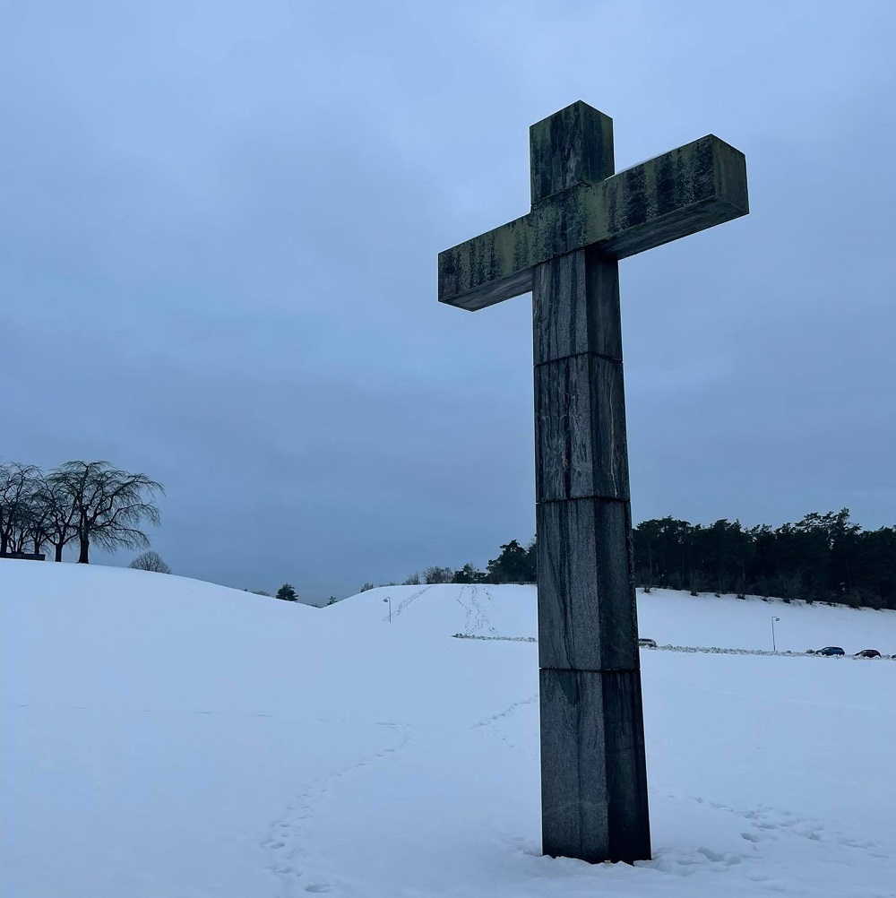 The Entombed cross in the winter of 2022